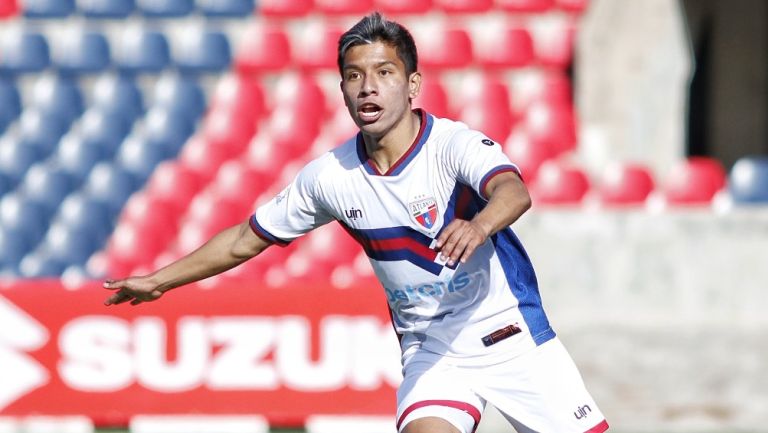 Ronaldo González durante un partido con Atlante