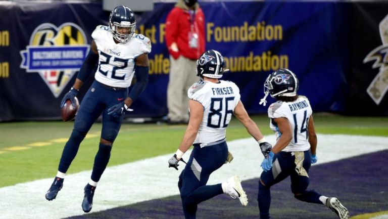 Derrick Henry festejando el triunfo sobre los Ravens