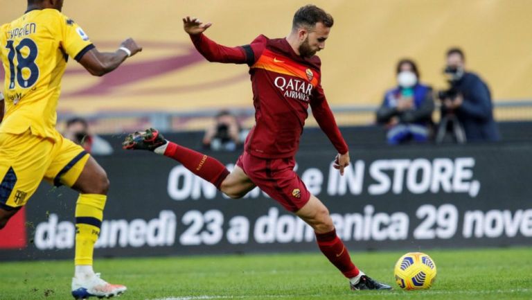 Borja Mayoral en acción ante Parma