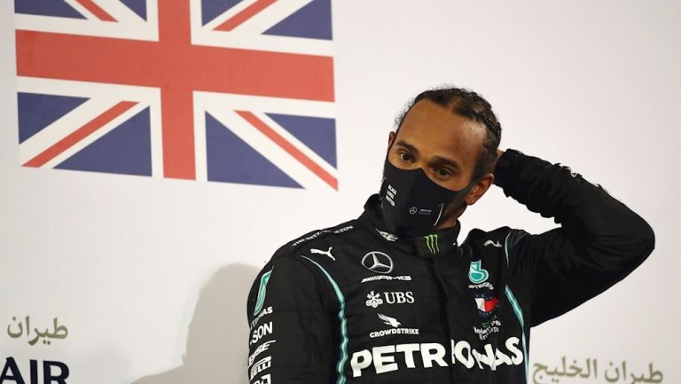 Lewis Hamilton dio positivo a Covid-19