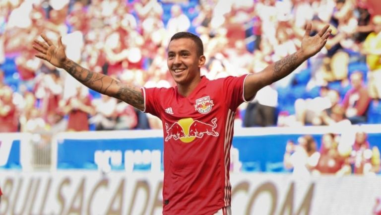 Kaku Romero en un partido con Red Bull 