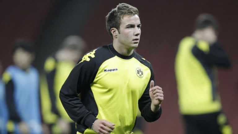 Mario Götze previo a un partido del Borussia