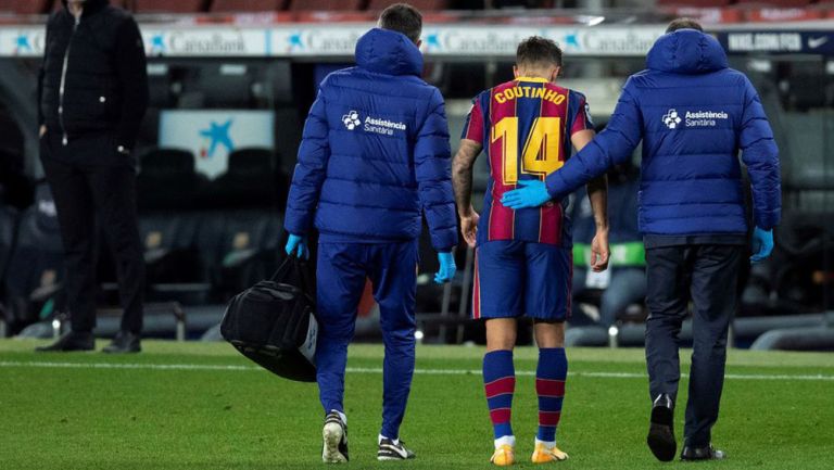 Philippe Coutinho tras salir por una molestia vs Eibar 