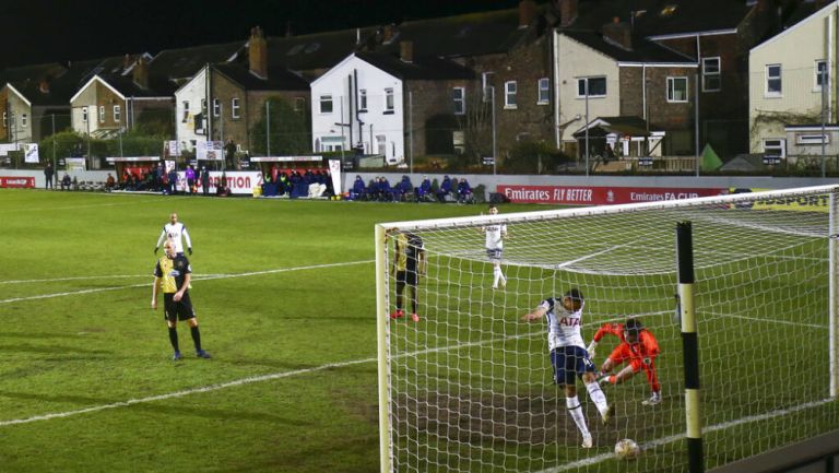 FA Cup: Aficionado presumió ver juego del Tottenham y Gareth Bale desde la ventana de su casa