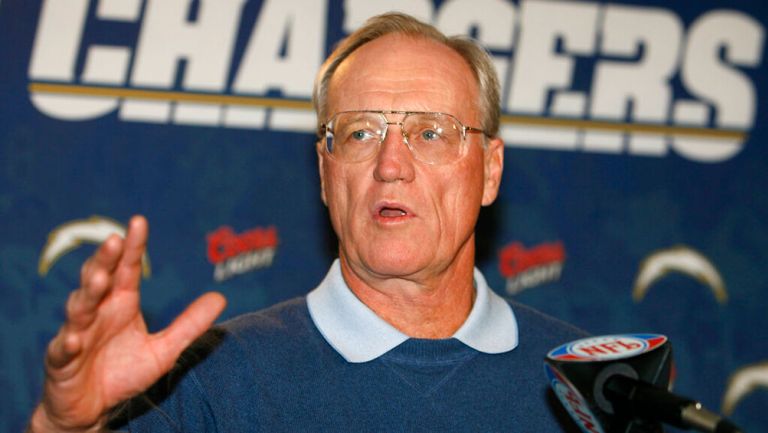 Marty Schottenheimer, legendario coach de la NFL, falleció a los 77 años