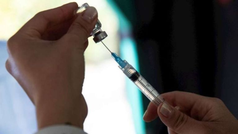 Vacuna contra Coronavirus siendo aplicada