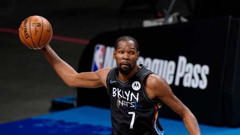 Durant en un juego con Nets 