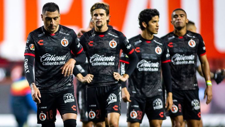 Jugadores de Xolos se lamentan tras derrota ante América