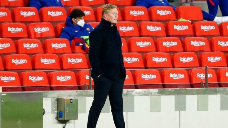 Ronald Koeman en un partico con Barcelona 