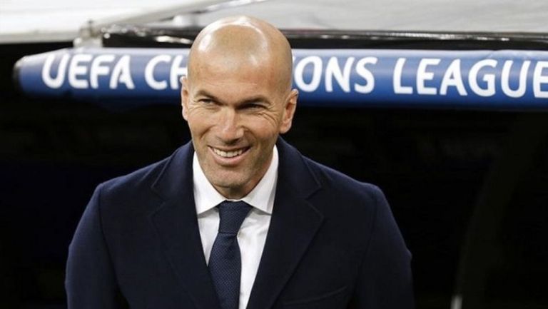 Zidane podría relevar a Deschamps 