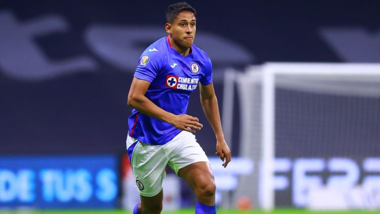 Luis Romo, durante un partido de Cruz Azul