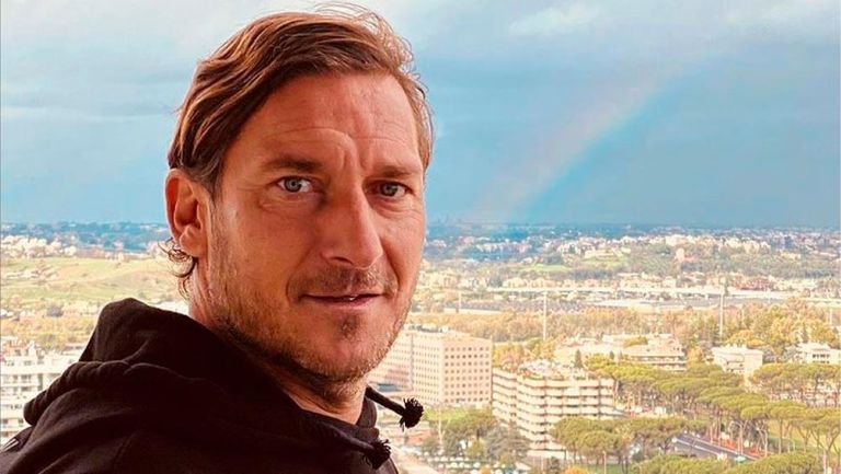 Francesco Totti recibió habilitación para ser representante de futbolistas