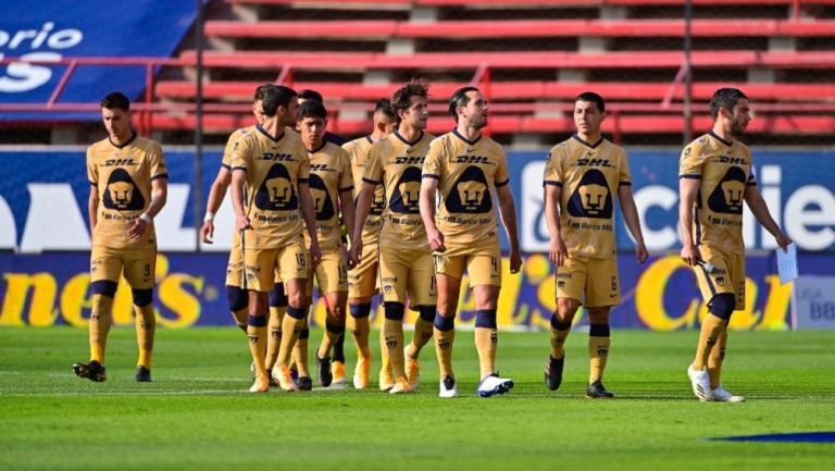 Jugadores de Pumas previo al duelo ante el Atlético de San Luis