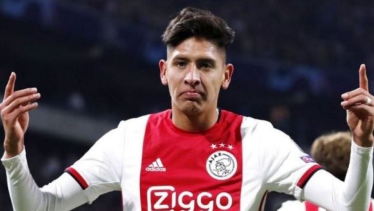 Álvarez en un partido con el Ajax