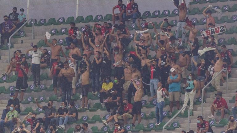 Mazatlán FC vs Atlas: Aficionados protagonizaron pelea en el Estadio Kraken