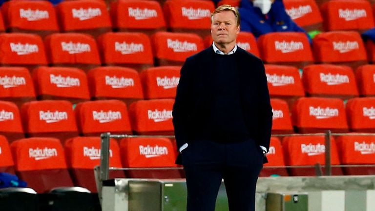 Ronald Koeman durante un duelo del Barcelona 