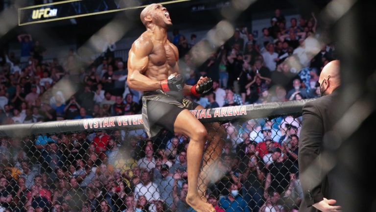 UFC 261: Kamaru Usman volvió a derrotar a Jorge Masvidal y retuvo su título Welter