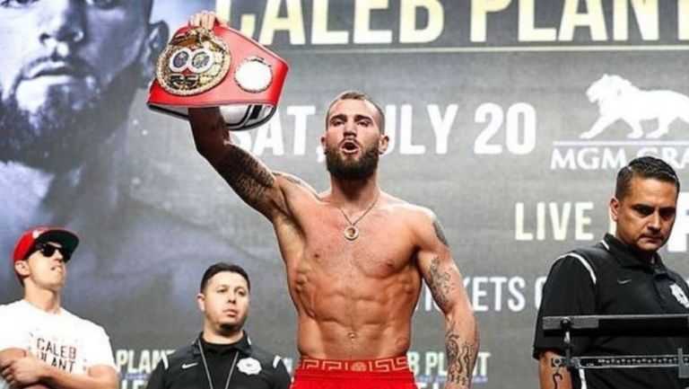 Caleb Plant previo a un combate 