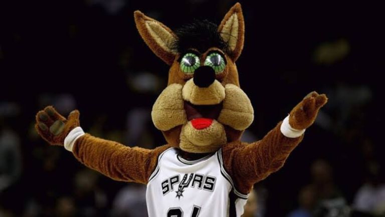 Coyote, mascota de Spurs