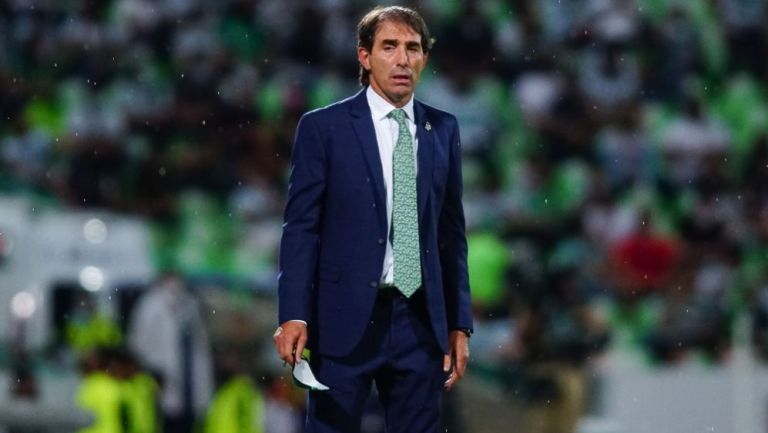 Guillermo Almada, DT de Santos Laguna