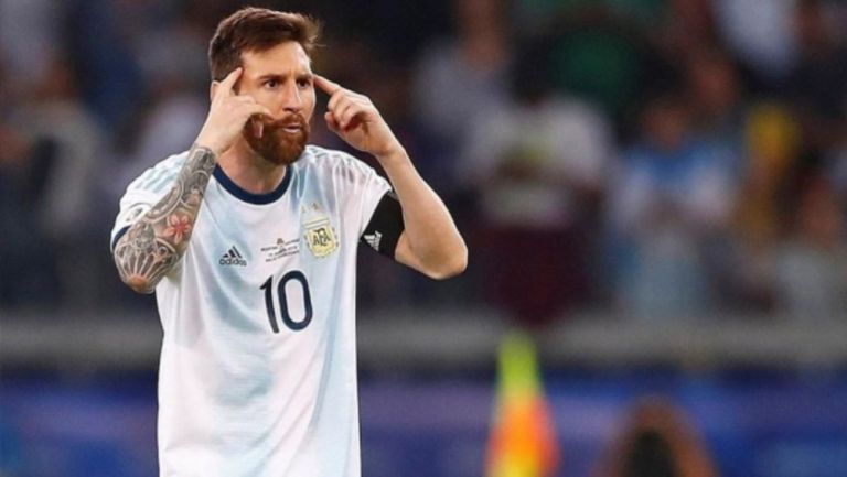 Lionel Messi en un partido con Argentina