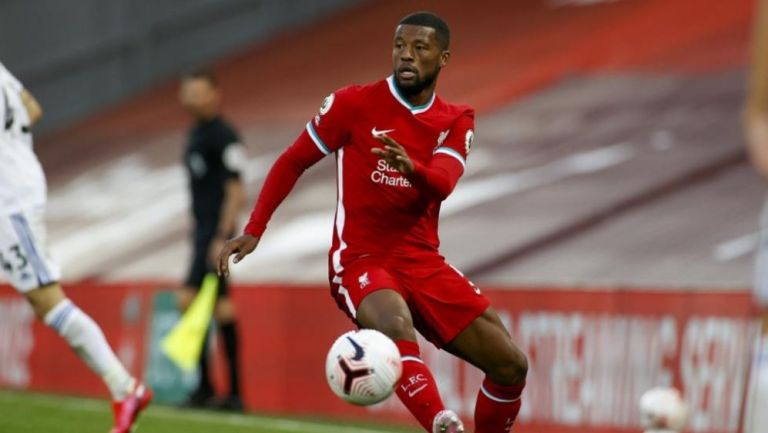 Wijnaldum durante un partido del Liverpool