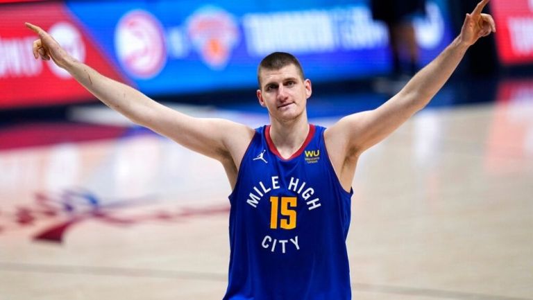 Nikola Jokic en un partido de la NBA