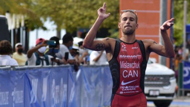 Copa del Mundo de Triatlón: Tyler Mislawchuk ganó en Huatulco