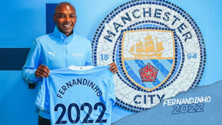 Fernandinho tras su renovación con el Manchester City