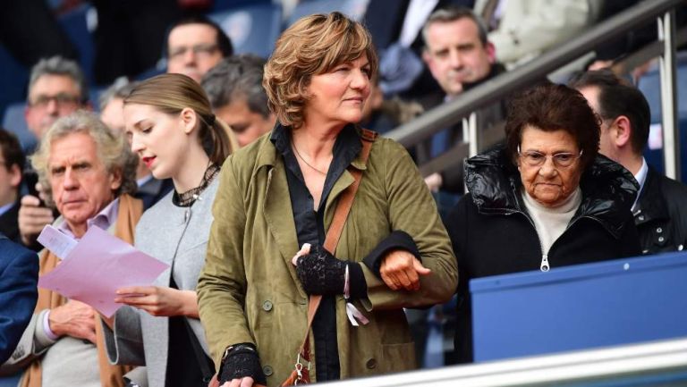 Mamá de Rabiot en tribuna