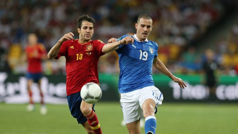 Cesc Fabregas durante un partido ante Italia