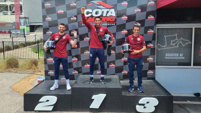 Jugadores de Cruz Azul en el Circuito de las Américas 