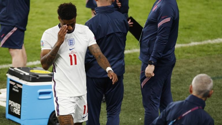 Hamilton, sobre insultos a jugadores de Inglaterra: 'El racismo en redes es inaceptable'