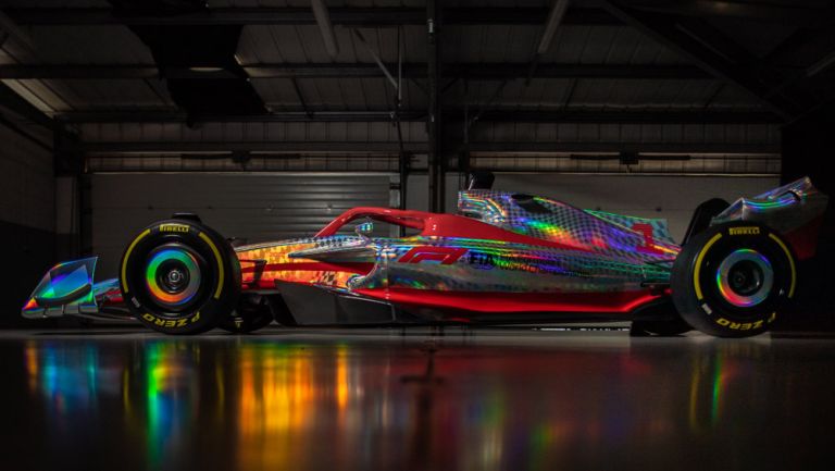 Imagen lateral del automóvil de F1 2022