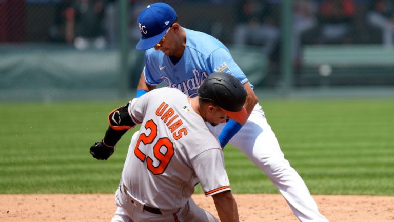 Ramón Urías: Conectó dos imparables y produjo dos carreras en victoria de Orioles sobre Royals