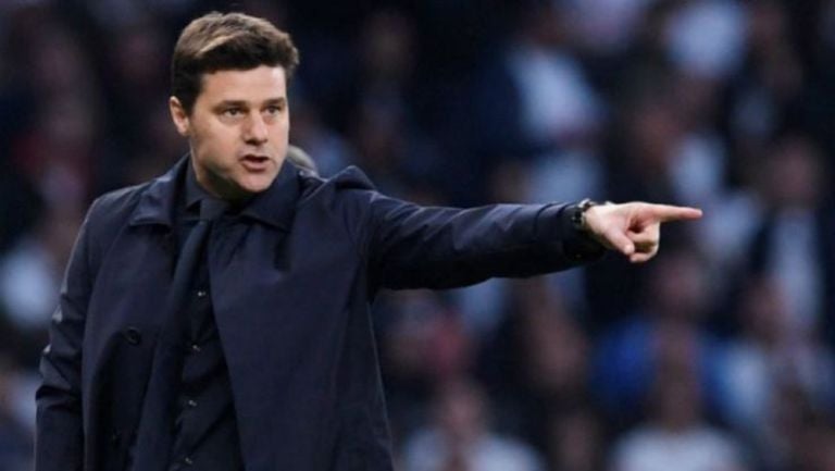 Mauricio Pochettino dirigiendo