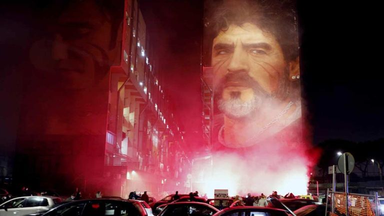 Mural de Diego Armando Maradona en Napolés