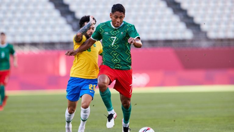 Luis Romo en derrota vs Brasil