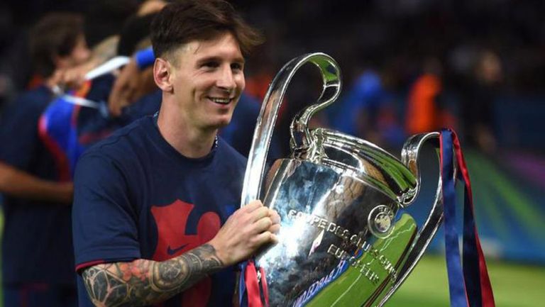 Messi alza la 'Orejona' 