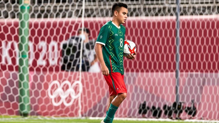 Carlos Rodríguez durante un partido con México
