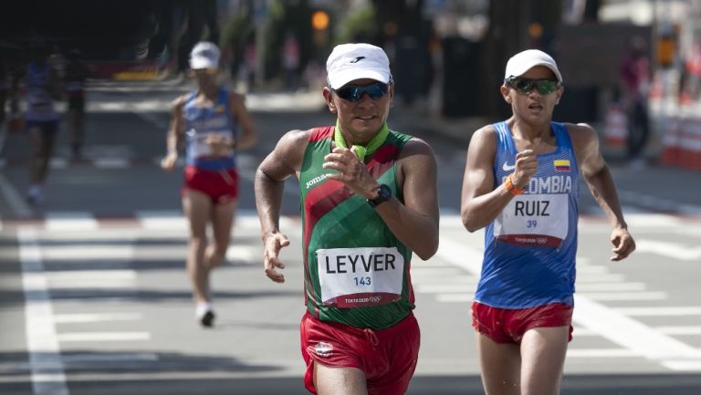 José Leyver en marcha de 50 kilómetros