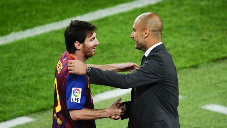 Messi saluda a Pep Guardiola