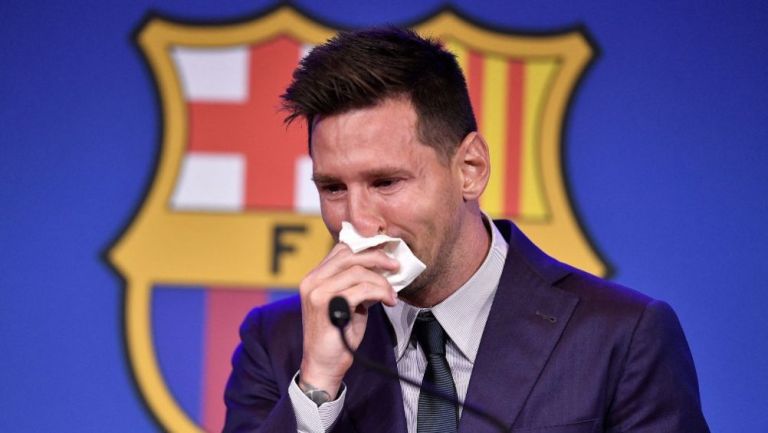 Lionel Messi entre lágrimas en conferencia de prensa