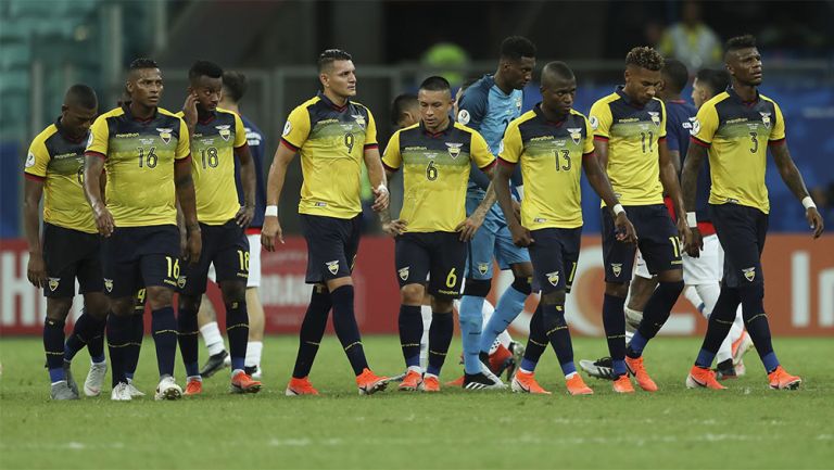 Jugadores de Ecuador previo a un partido