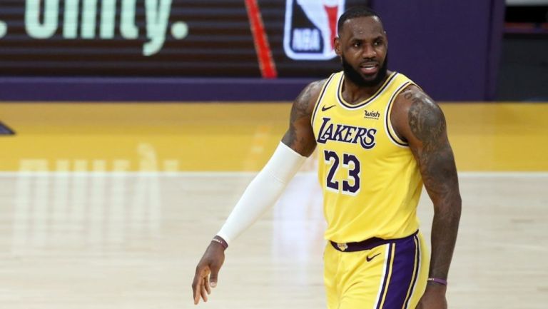 LeBron James: 'Realmente espero terminar mi carrera con los Lakers'