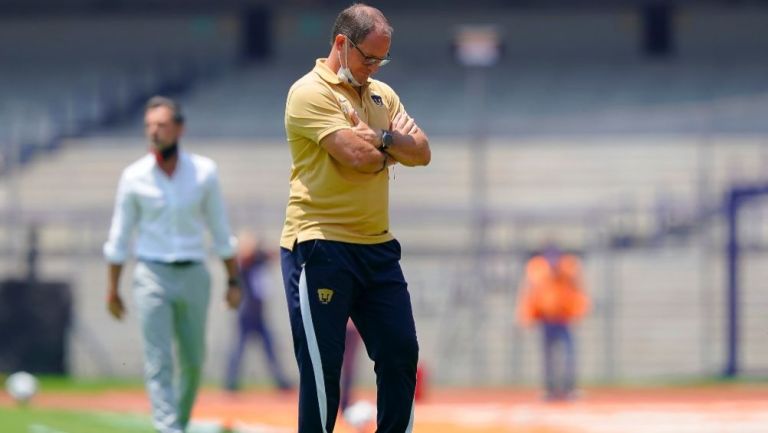 Andrés Lillini, técnico de Pumas