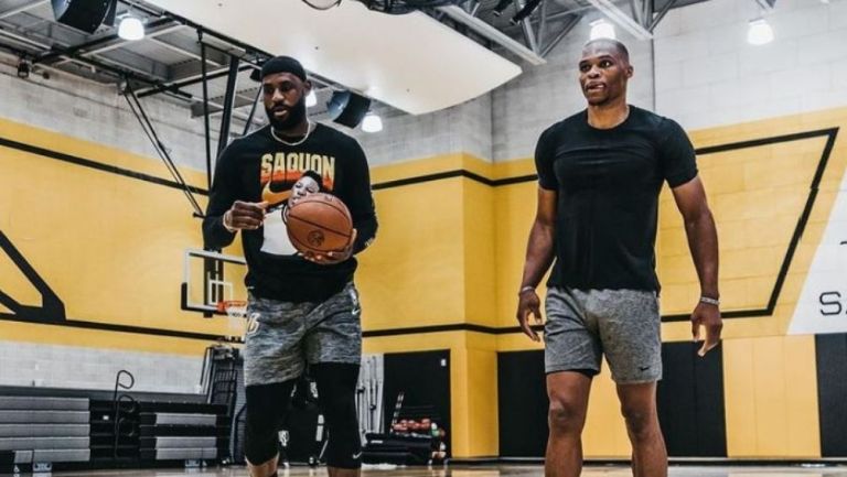 LeBron y Westbrook en un entrenamiento