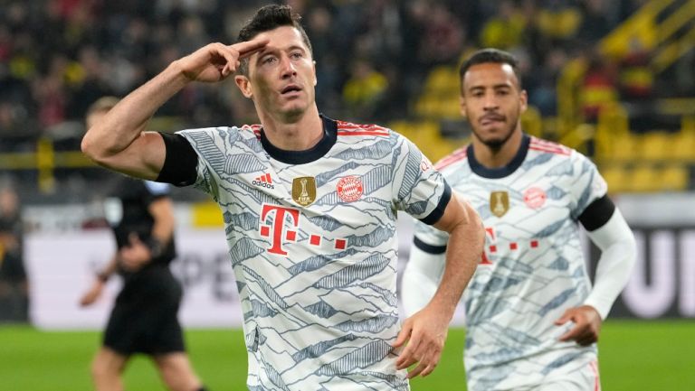 Robert Lewandowski en festejo con el Bayern Munich