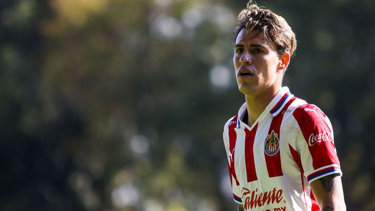 Chivas: Chicote Calderón, multado por el club y ofreció disculpas a la afición