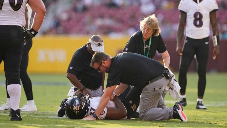 NFL: J.K. Dobbins se perderá el inicio de temporada con los Ravens por una lesión